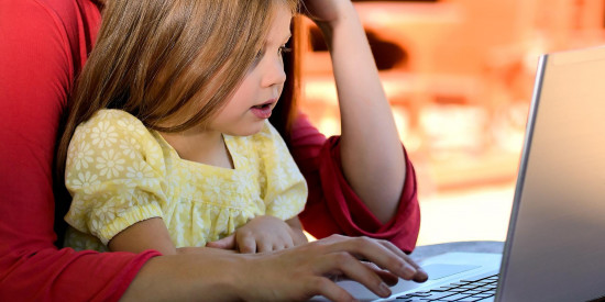 Digital Parenting: Cara Cerdas Mendidik Anak di Era Digital