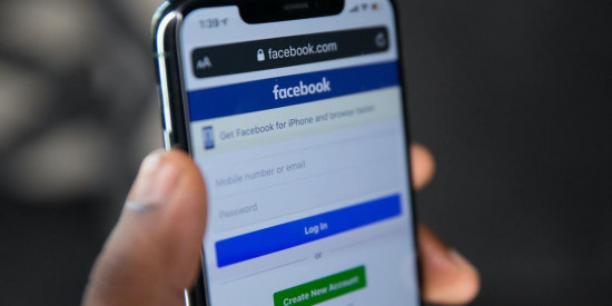 Pendapatan Meta Facebook Melonjak Turun Untuk Pertama Kalinya, Kenapa?